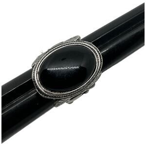 Black Stone Silver Tone Stretch Ring Leaf Design Vintage Style Adjustable Gothic